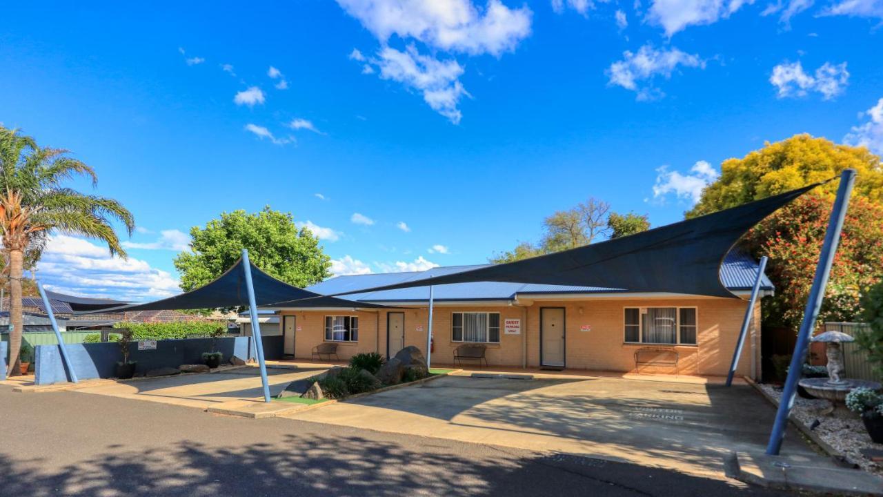 Edward Parry Motel And Apartments Tamworth Esterno foto