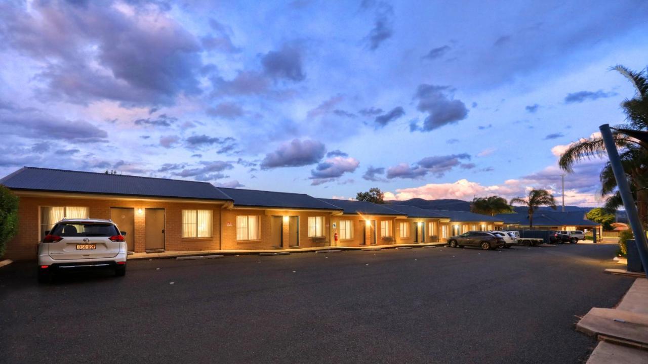 Edward Parry Motel And Apartments Tamworth Esterno foto