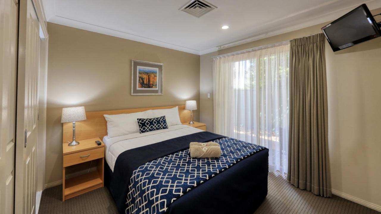 Edward Parry Motel And Apartments Tamworth Esterno foto