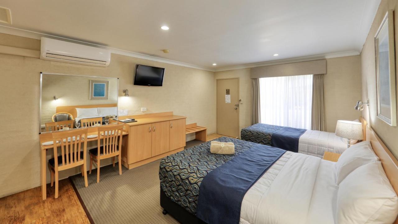 Edward Parry Motel And Apartments Tamworth Esterno foto