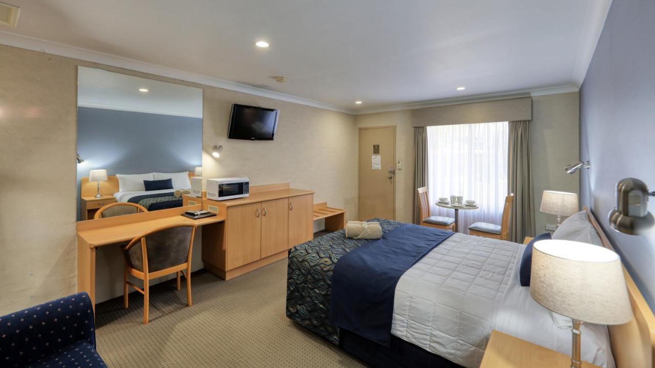 Edward Parry Motel And Apartments Tamworth Esterno foto