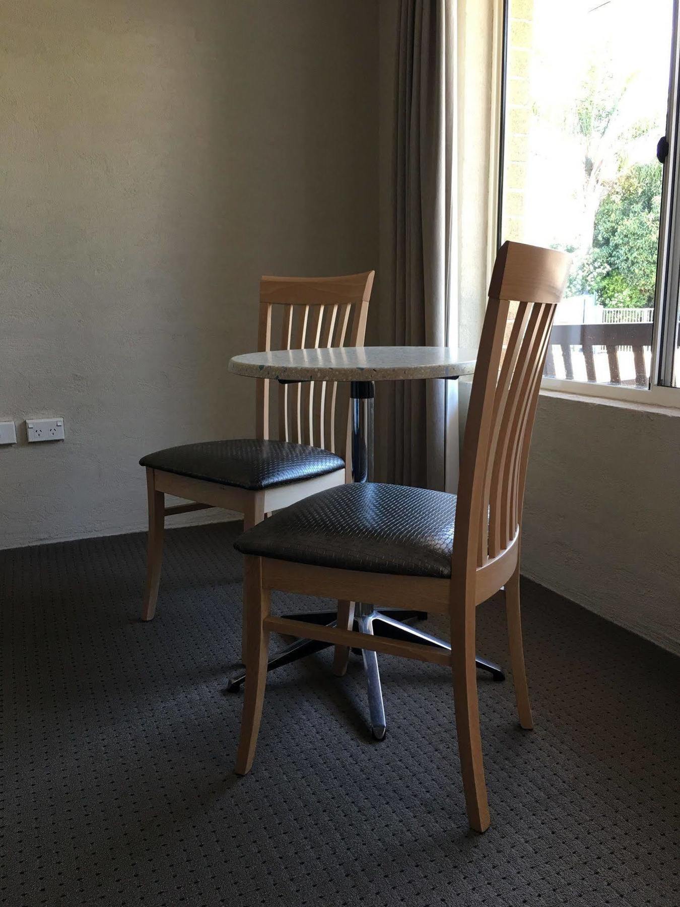 Edward Parry Motel And Apartments Tamworth Esterno foto